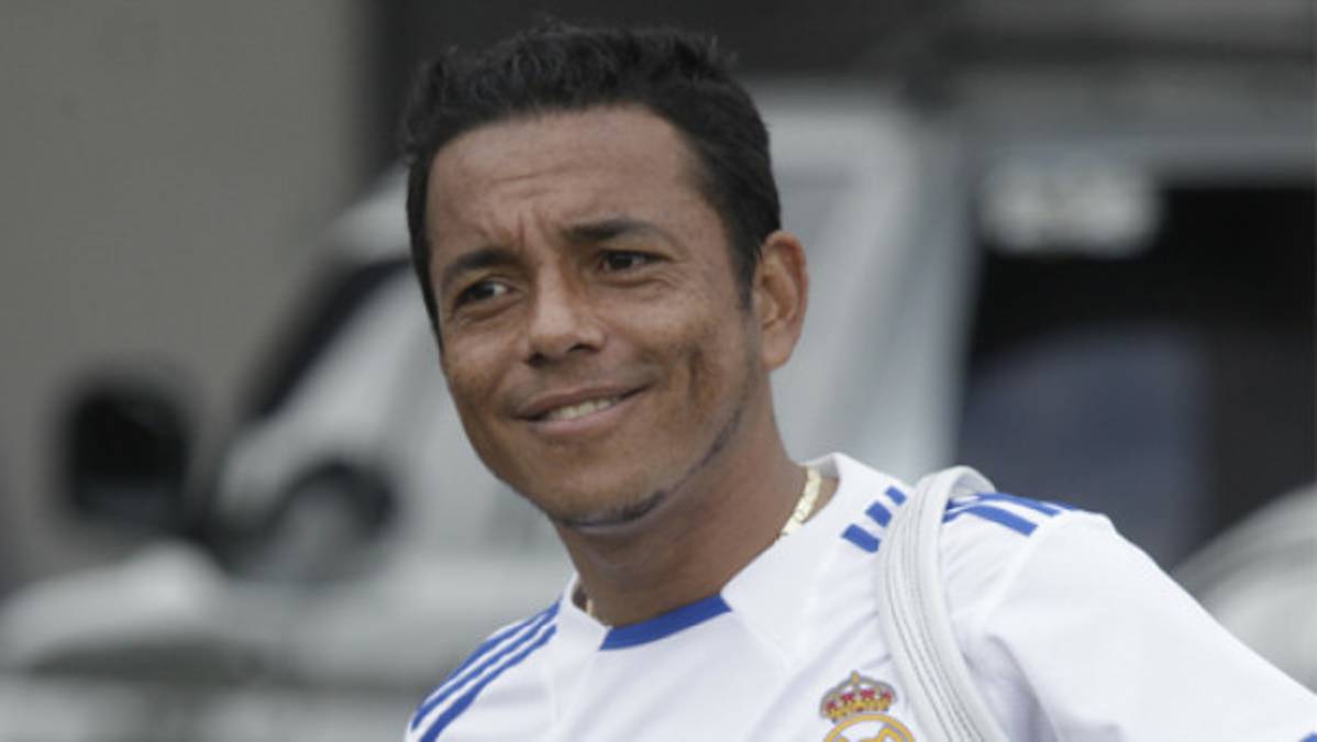 Barcelona manda en la liga hondureña