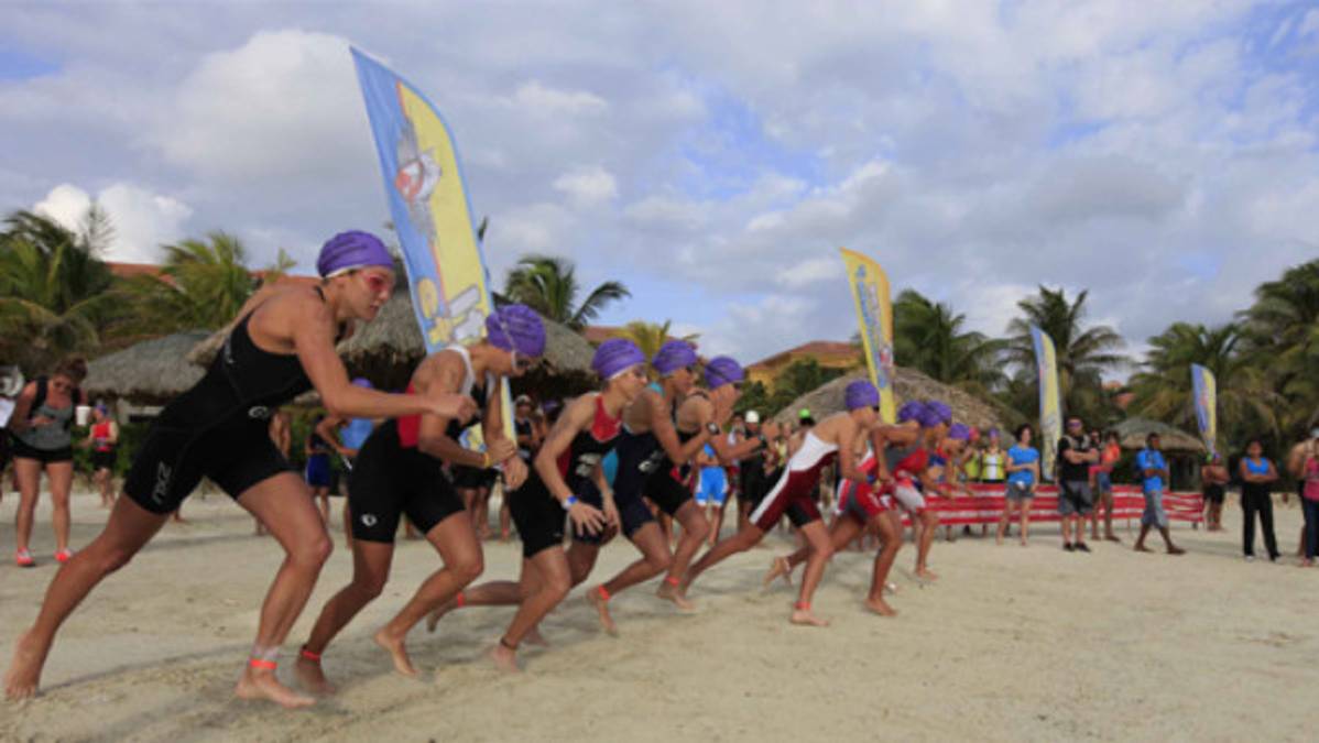 Costa Rica y Guatemala son reyes del triatlón