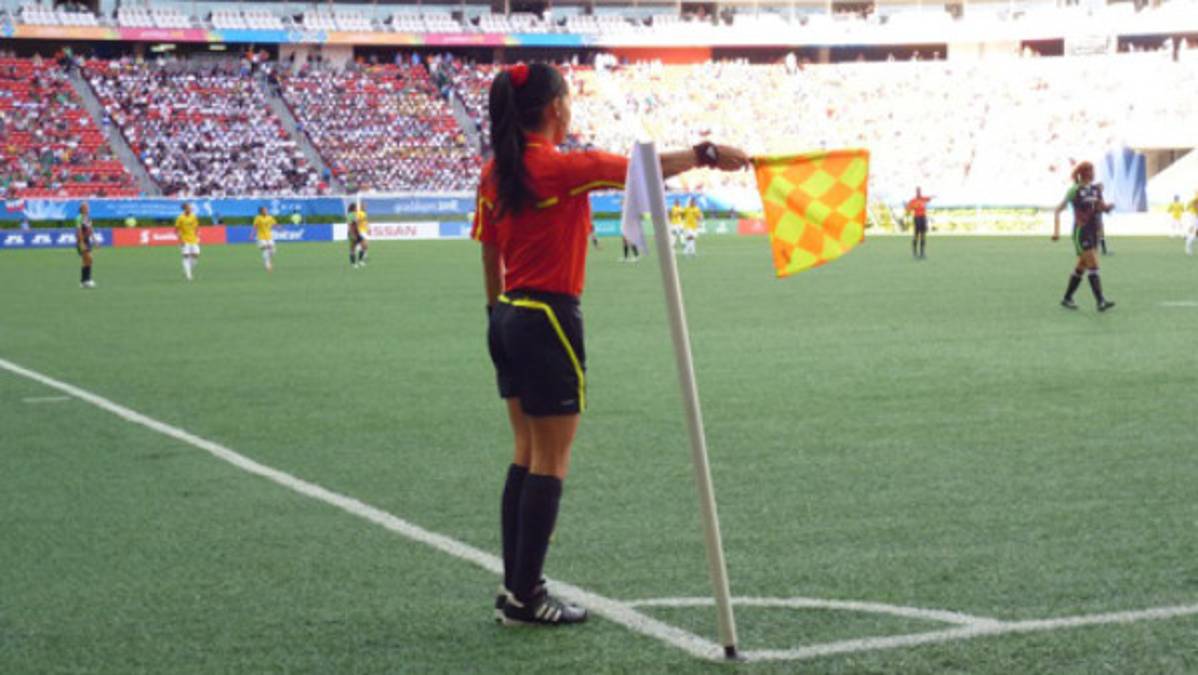 Shirley Perelló, la árbitro que hará historia en Honduras