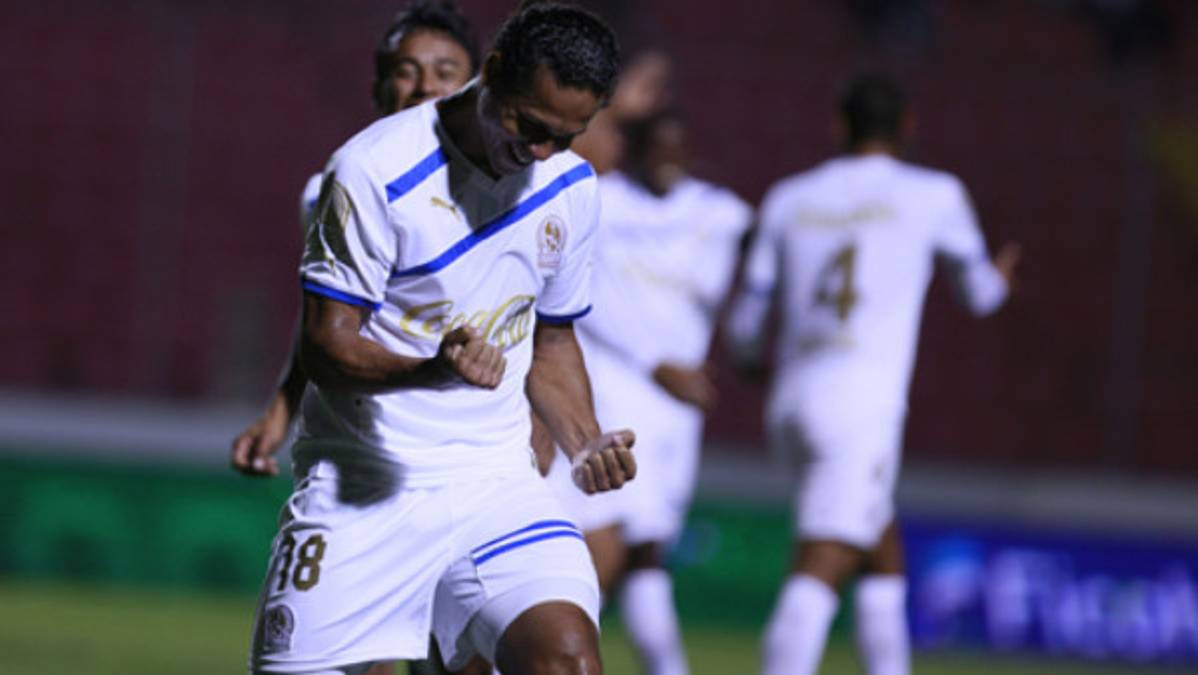 Olimpia sostiene un invicto de hierro