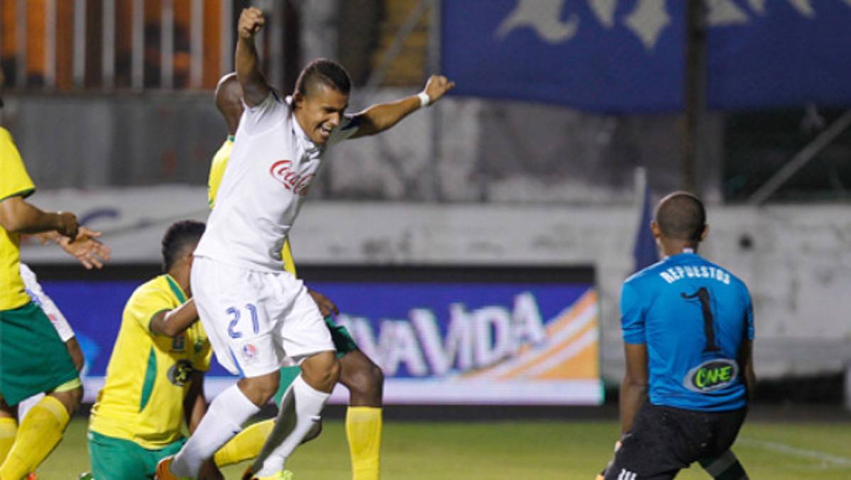 Olimpia sufrió para vencer a Parrillas One