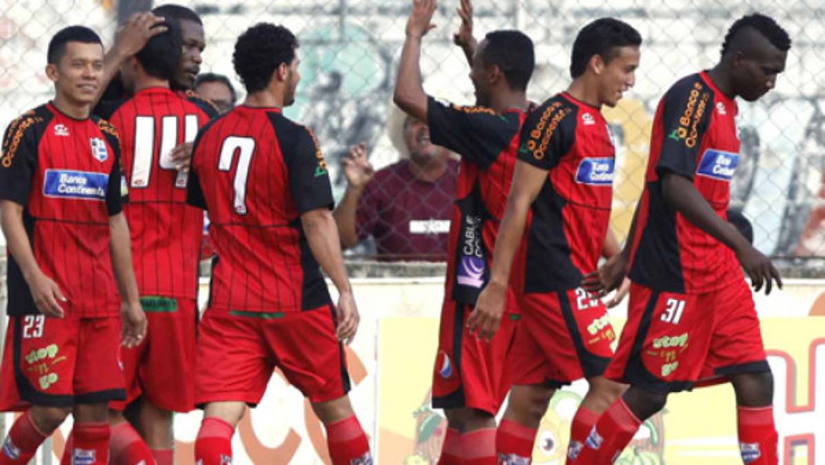 Deportes Savio se da un respiro, pero sigue en zona del descenso