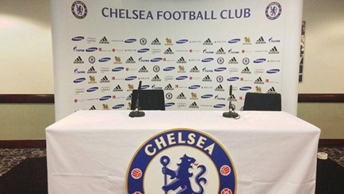 Mourinho fue presentado como técnico del Chelsea