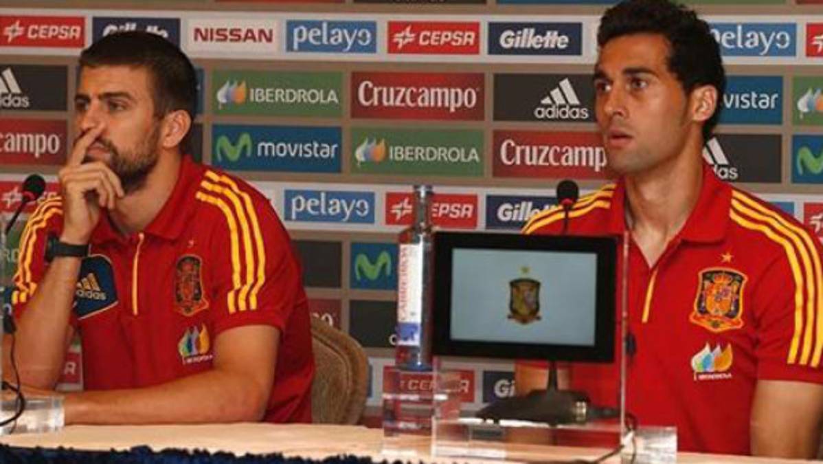 Irónica pelea tuitera entre Gerard Piqué y Álvaro Arbeloa