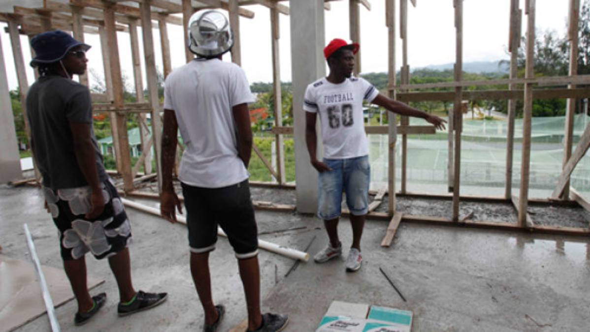 Edgar Álvarez ya piensa en su futuro