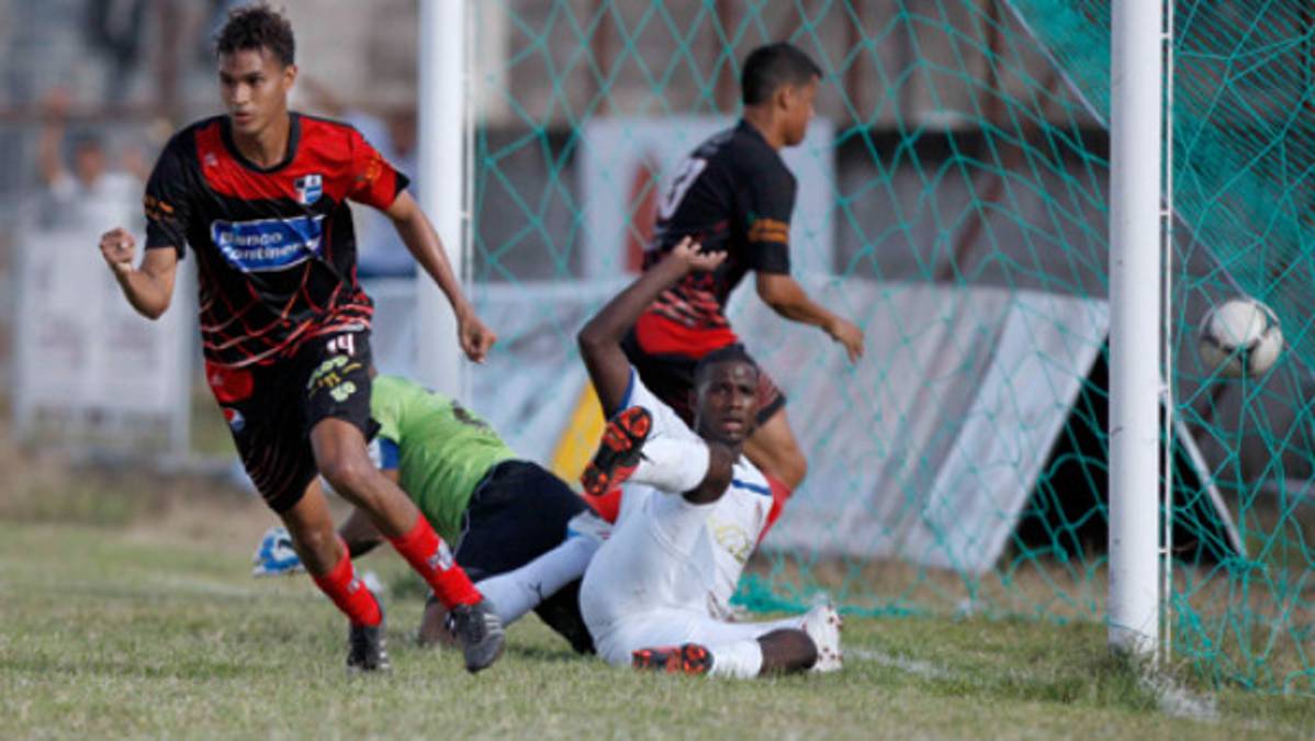 Olimpia le gana con polémica al Savio