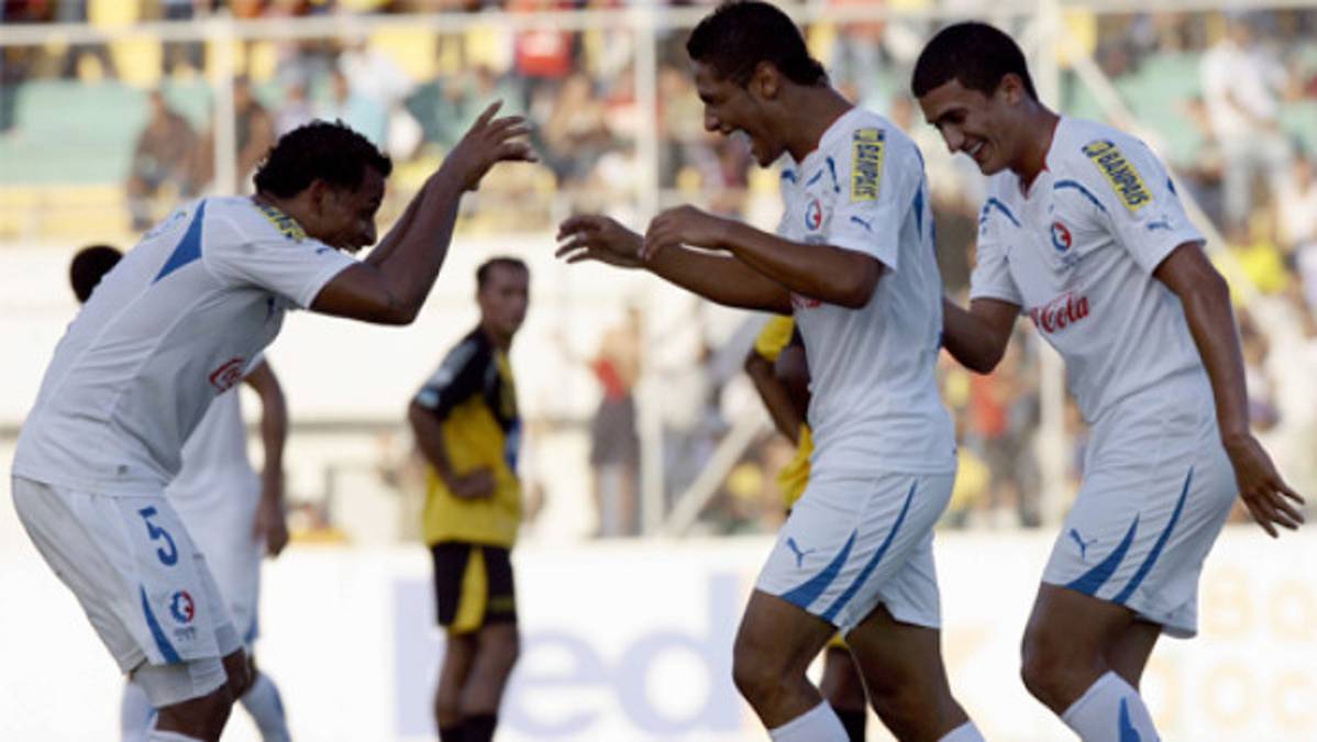 Olimpia goleó ante la mirada de Sambulá