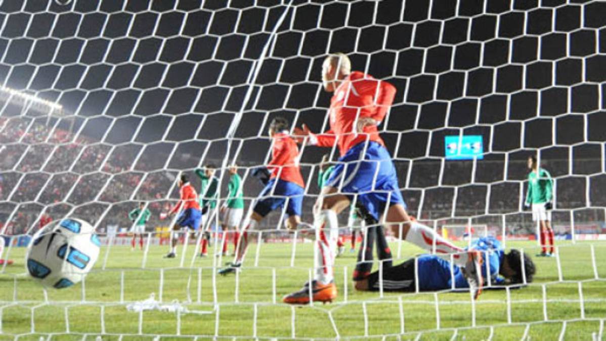 Chile bailó y dejó sufriendo a México