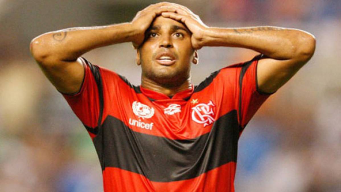 El increíble gol que falló un compañero de Ronaldinho