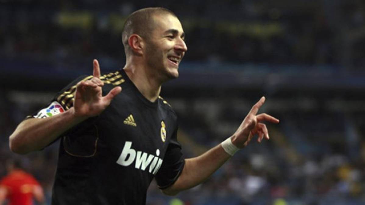 Real Madrid avanza y espera al Barcelona