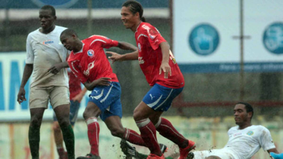 El árbitro le quita el triunfo al Olimpia