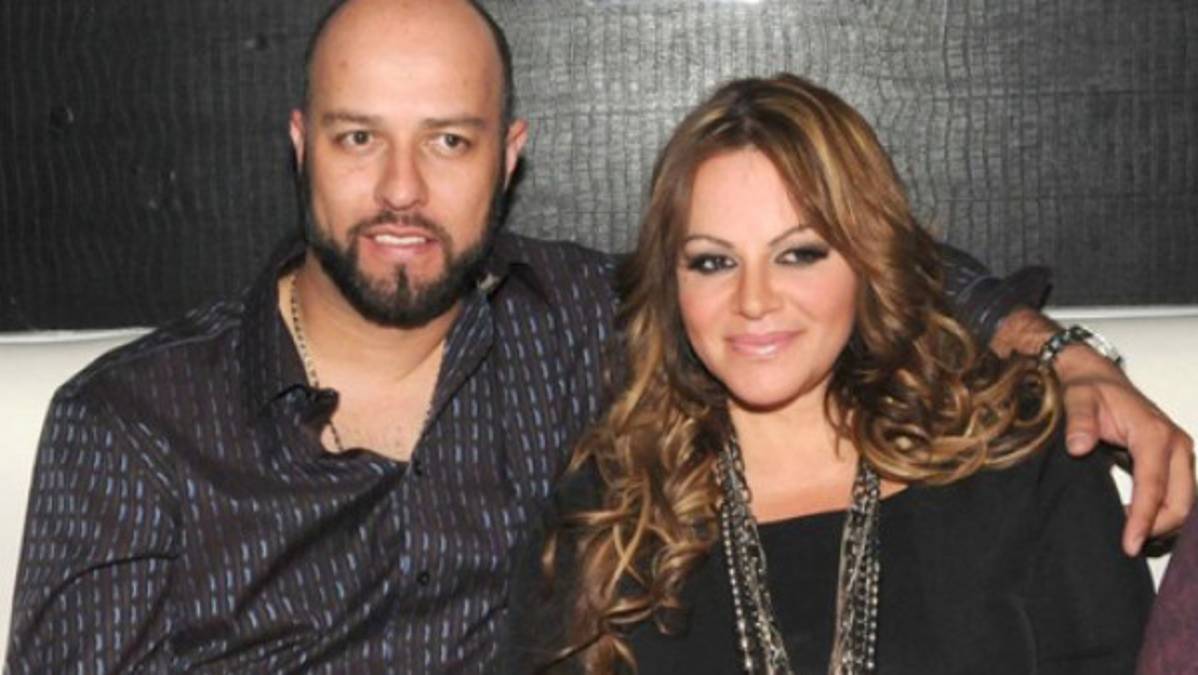 Muere Jenni Rivera, cantante mexicana y ex esposa del beisbolista Loaiza