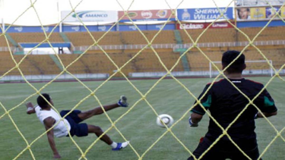 'Espero un triunfo ante España': Costly