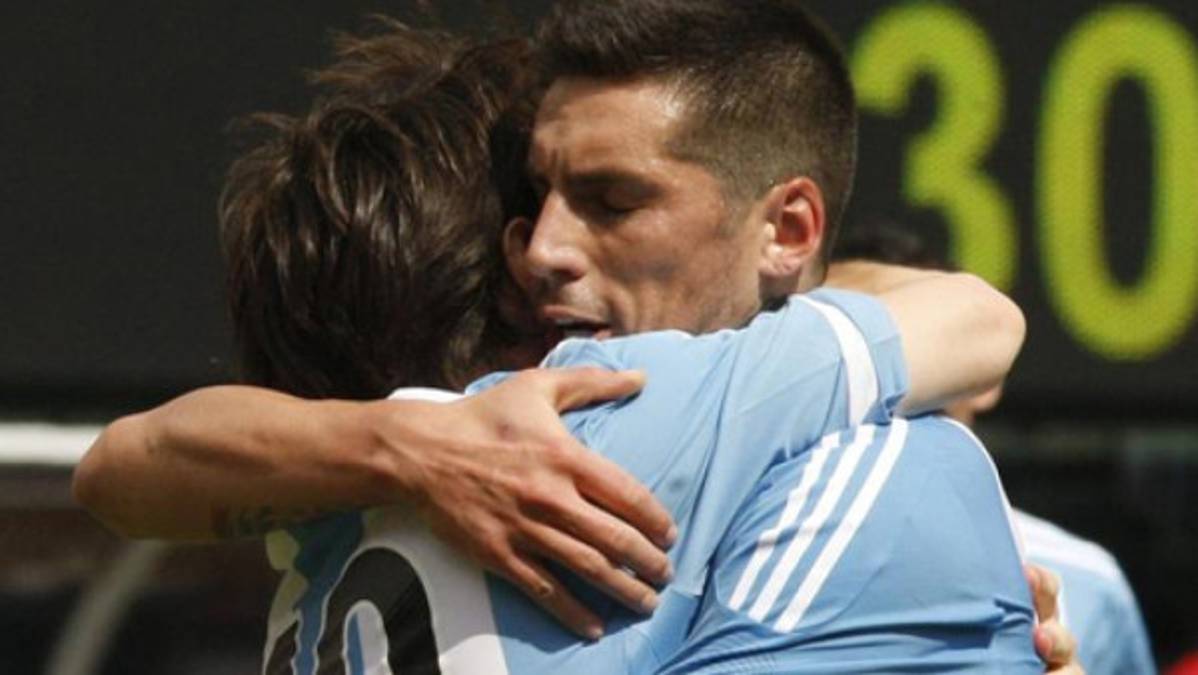 Hat trick de Messi para vencer a Brasil