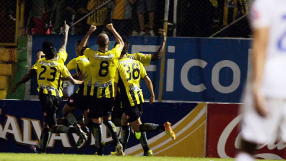 Real España elimina a Olimpia y es finalista