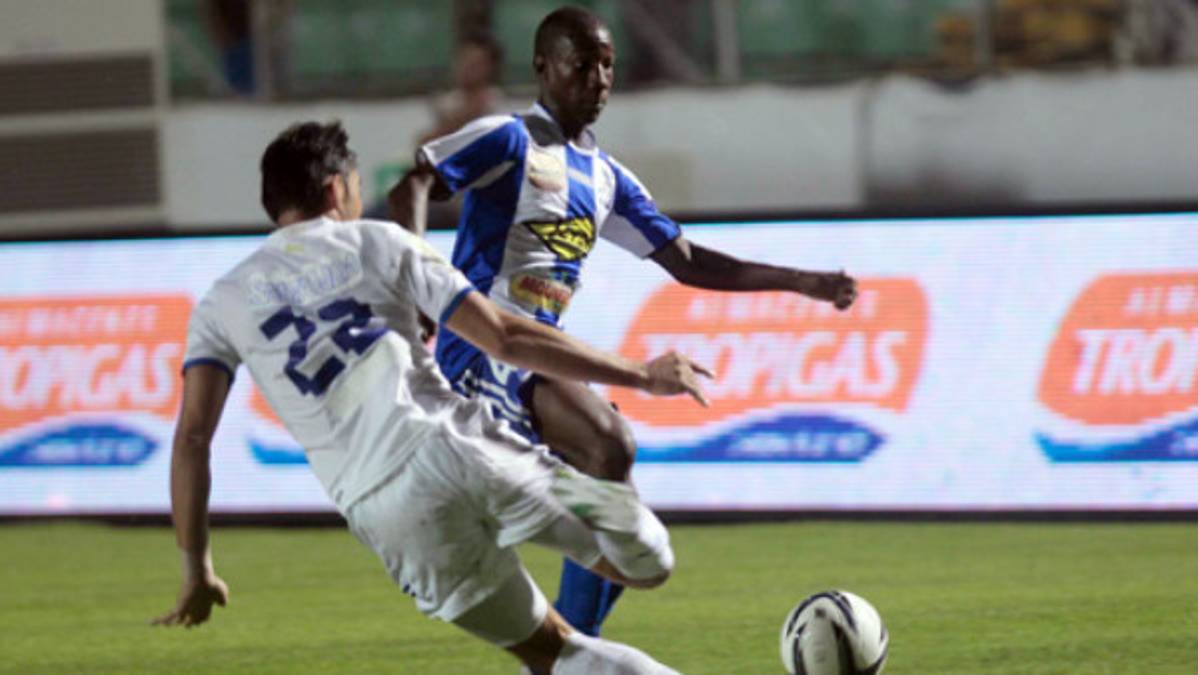 Victoria hace debutar a Darixon Vuelto, su nueva joya