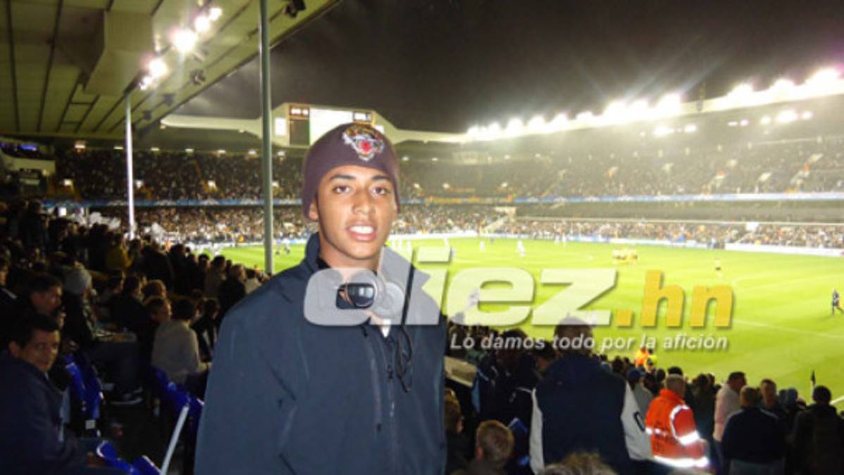 Exclusiva: Lozano ya firmó con Tottenham