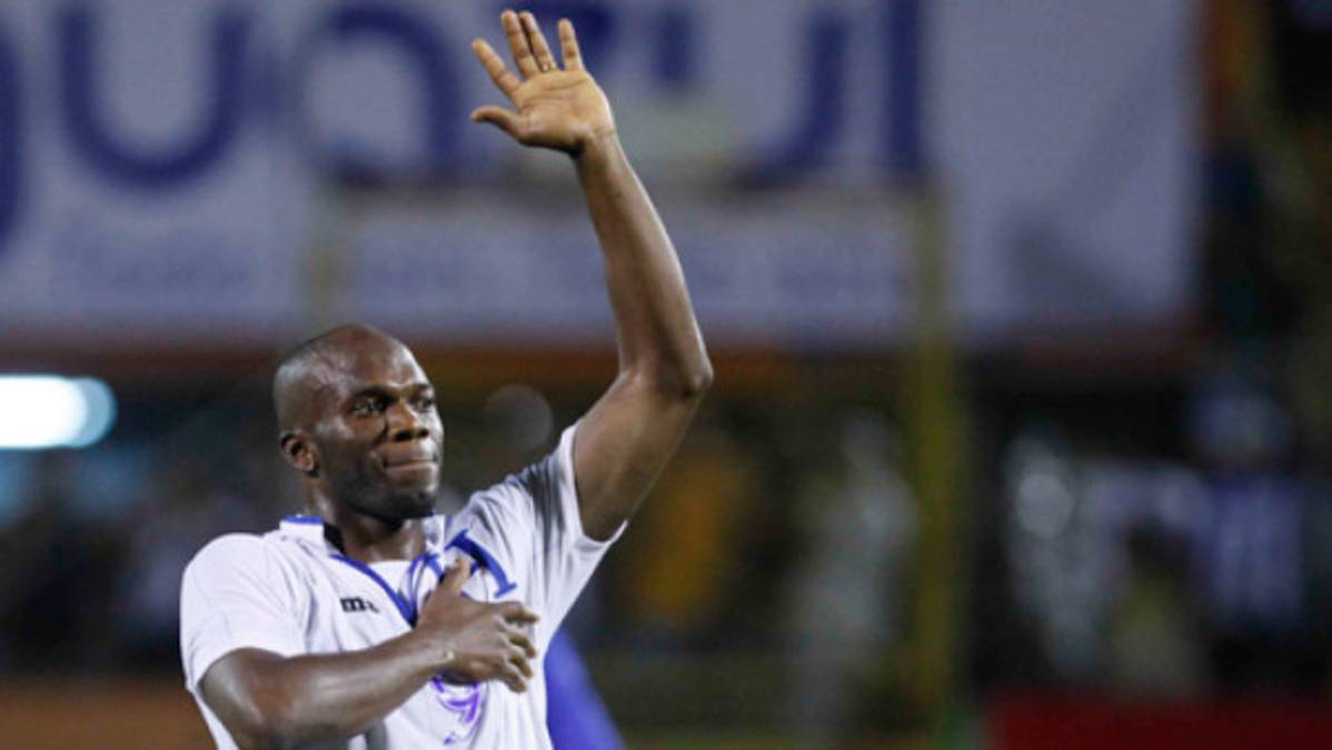 David Suazo, una despedida entre lágrimas y ovaciones