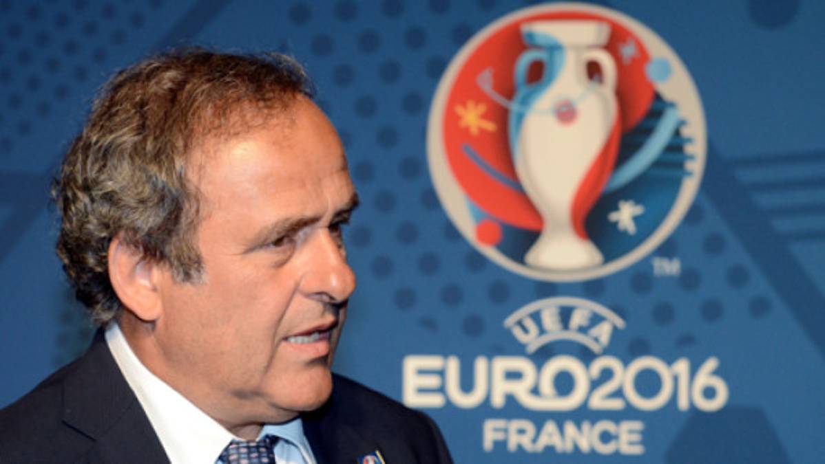 UEFA presenta logo de Eurocopa 2016