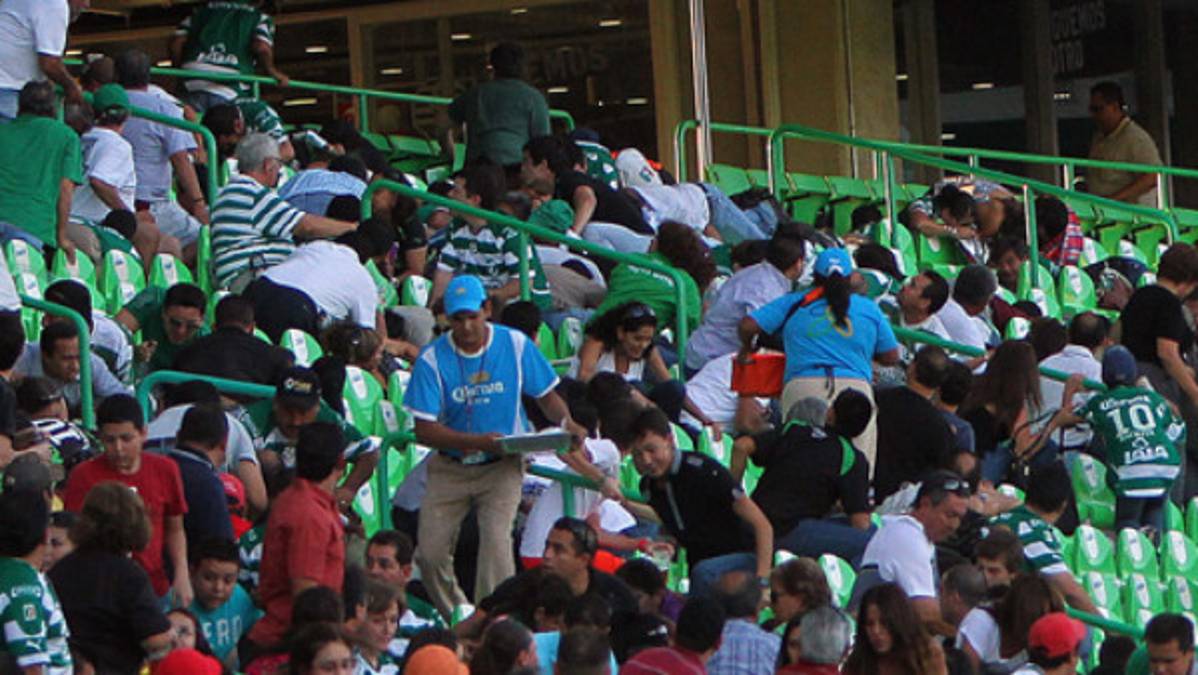 Balacera provoca caos en Santos-Morelia