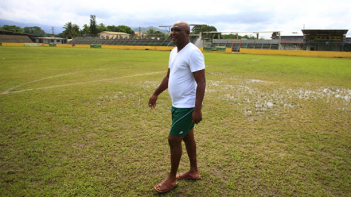 'Me gano mis fichitas como cocinero, cantante y asistente”