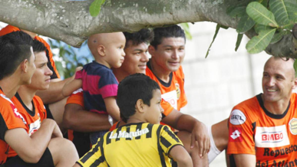 Real España recibe una visita especial