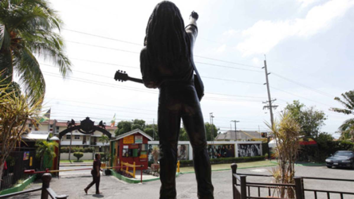 En Jamaica nacen para adorar a Bob Marley