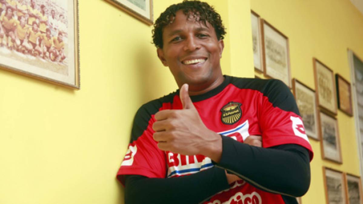 Pavón: 'Ellos están felices que no esté”