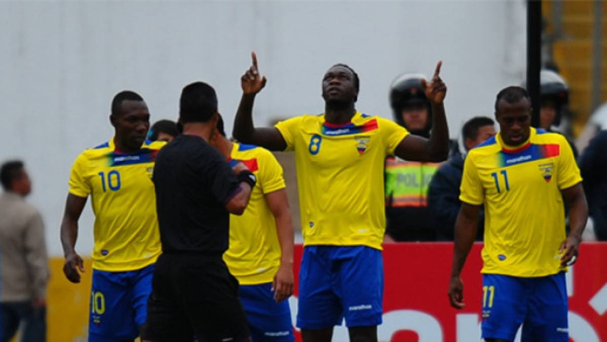 La selección de Ecuador goleó a El Salvador en amistoso