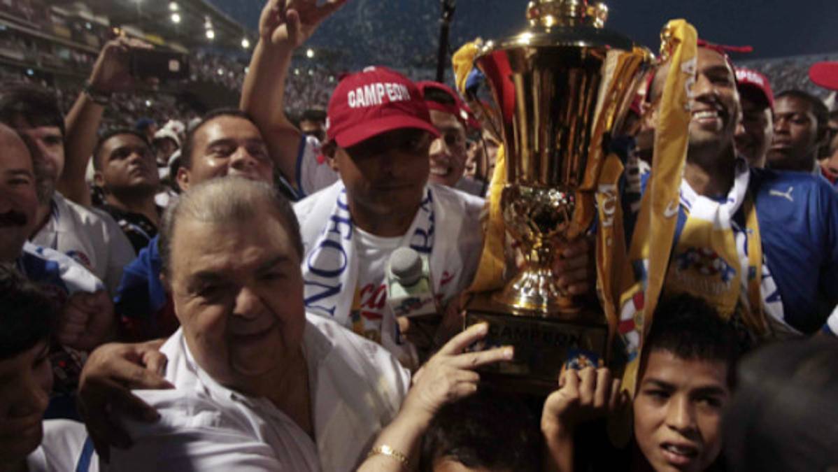 ¡La celebración del campeón Olimpia!