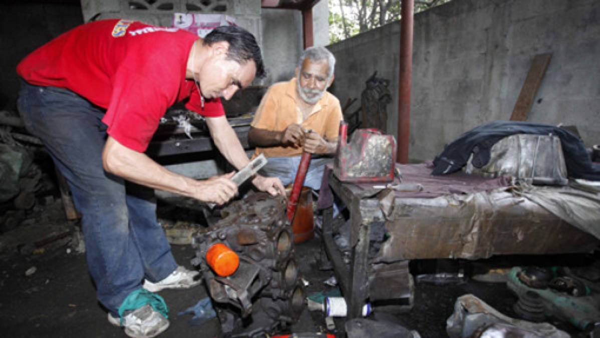 Wilson Rivera, mecánico y futbolista
