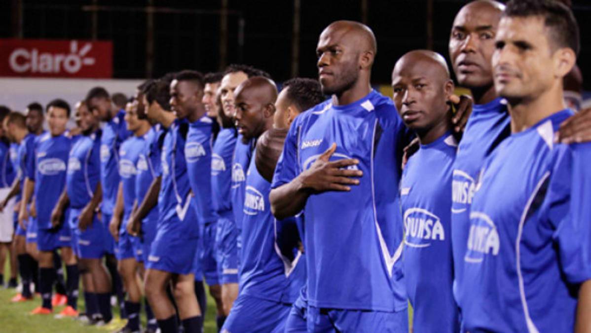 David Suazo, una despedida entre lágrimas y ovaciones