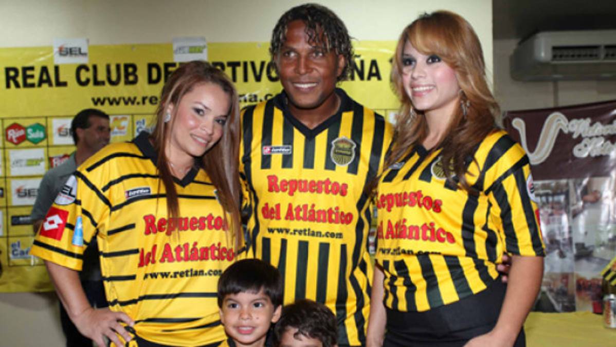 Real España presentó su nueva piel