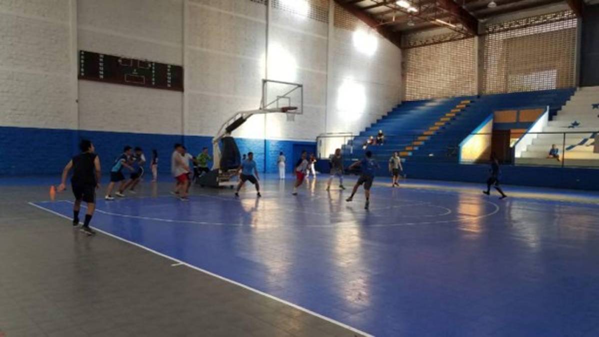 Selección juvenil de balonmano de Honduras prepara gira por La Ceiba de cara al IHF TROPHY 2020