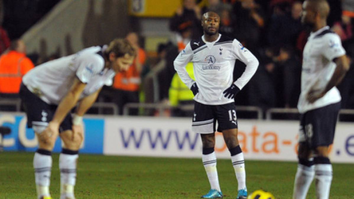 Blackpool hace tropezar al Tottenham