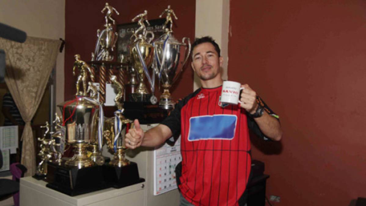 Polache: 'Vengo a jugar, no a cantar'