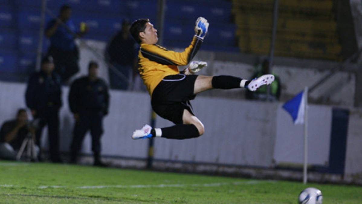 Olimpia sostiene un invicto de hierro