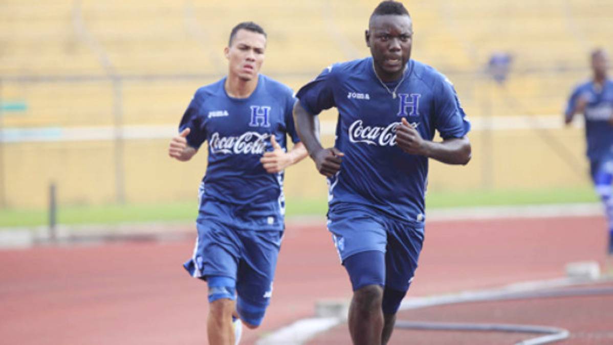 Wilmer Crisanto relaja a selección de Honduras con sus bromas