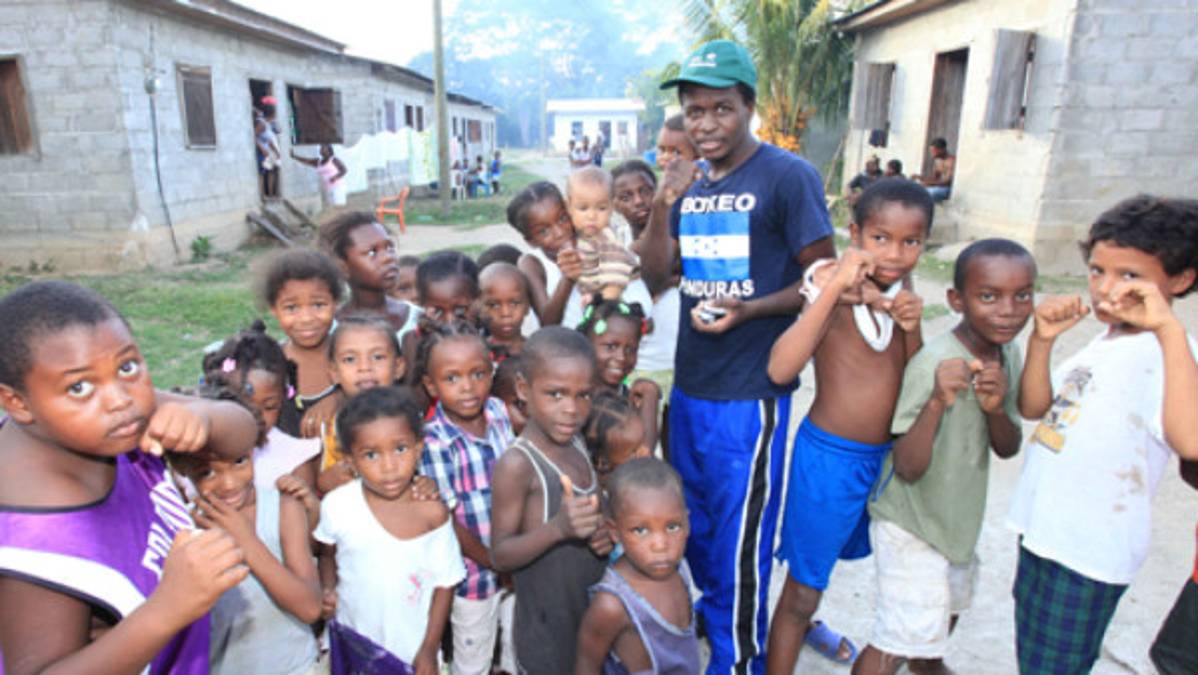 Visitando Nueva Armenia con el 'Muñeco'