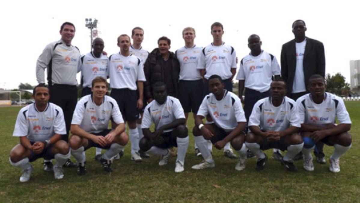 Con derrota se estreno la selección del Vaticano