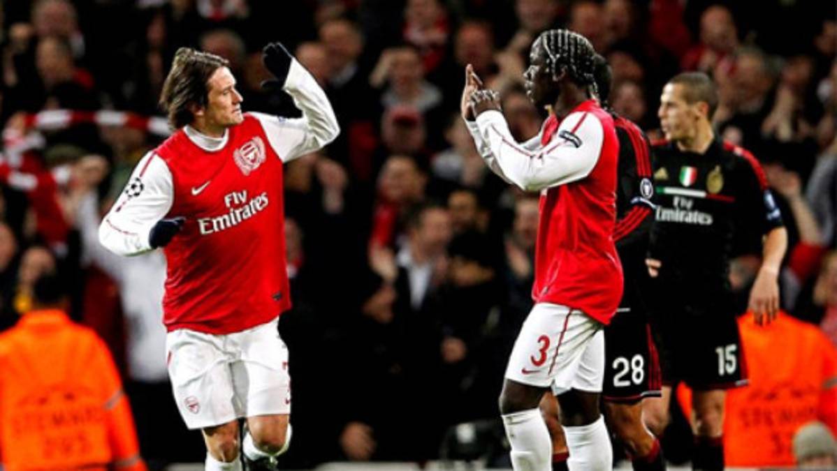 Arsenal le sacó un gran susto al Milan