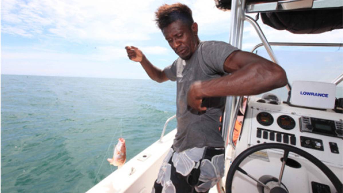 DIEZ se fue de pesca con Edgar Álvarez