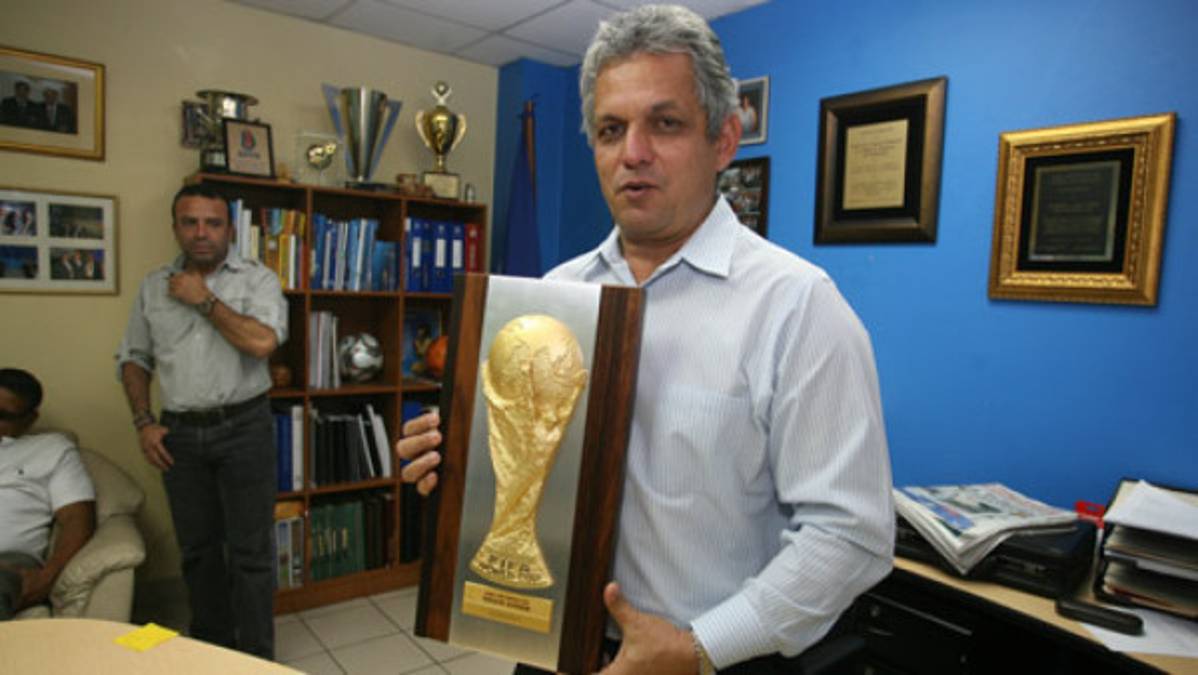 Rueda se va en paz con Honduras