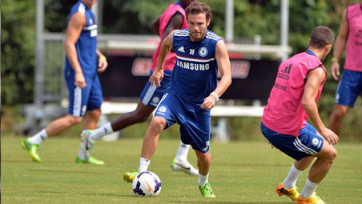 Chelsea de Mourinho llega a EUA y podría chocar con Real Madrid