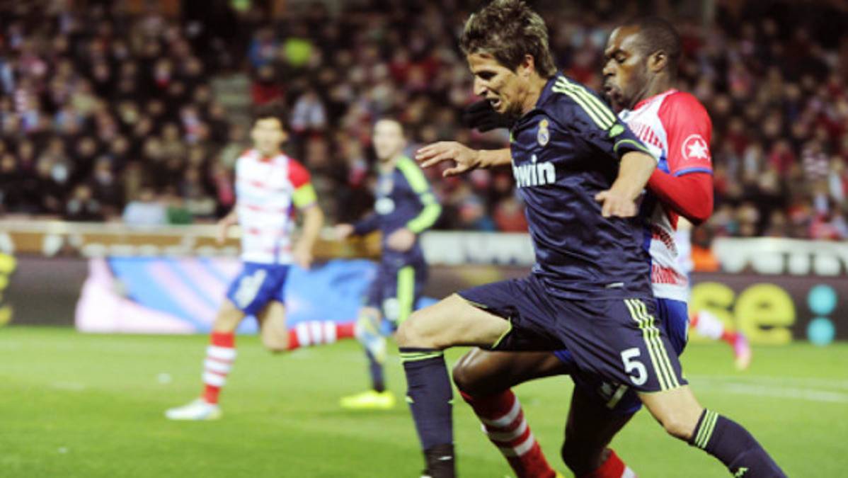 Real Madrid se entierra solo en la Liga