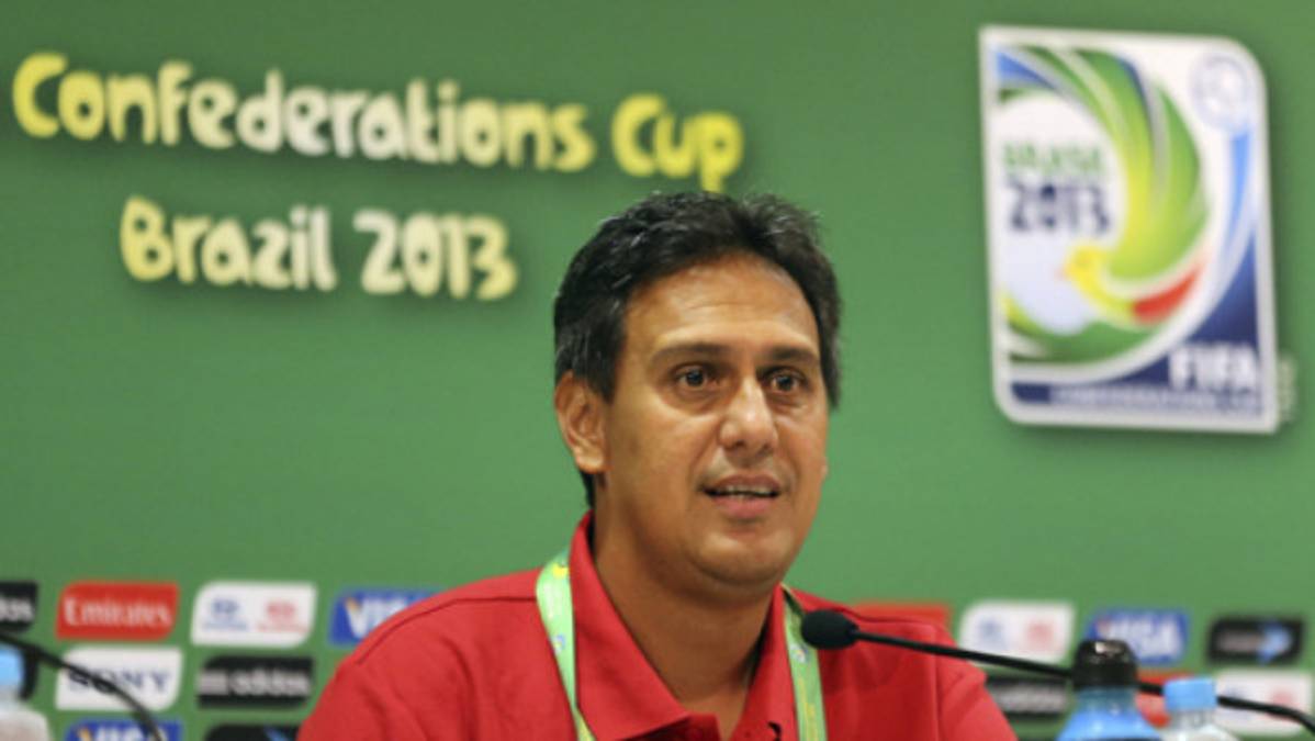 Técnico de Tahití: 'Necesitamos 10 años para competir con opciones”