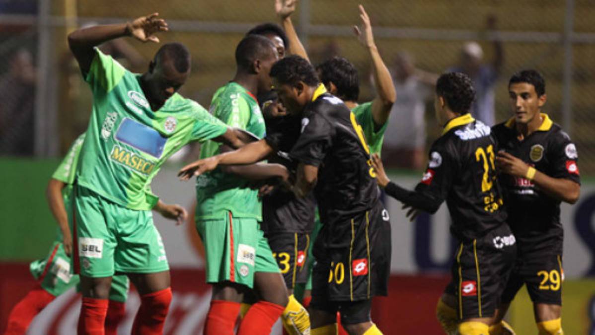 Real España rescató un punto dramático