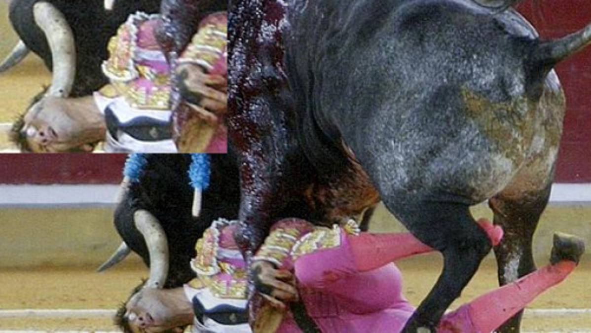 Grave el torero que recibió dramática embestida de un toro