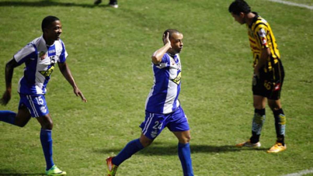 Victoria derrumba más al Real España