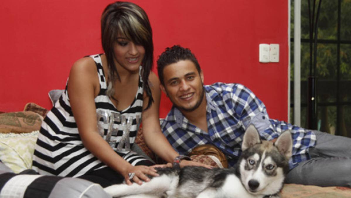 'Mi esposa es bonita conmigo': Orvin Paz